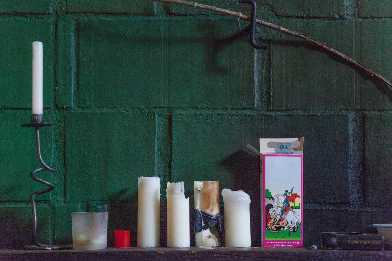 Naturlig velvære: lav dine egne duftlys og myggespray